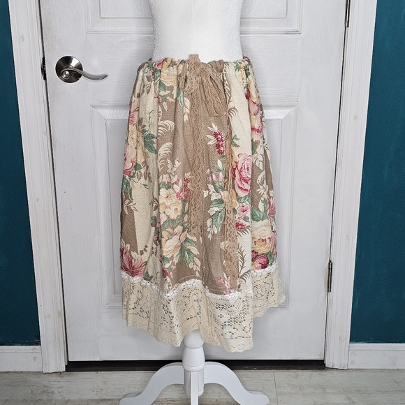 Handmade Upcycled skirt with ties on sides S-XL - Picture 5 of 9
